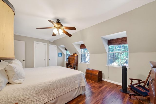 5204 Arboles Drive B, Houston, TX 77035