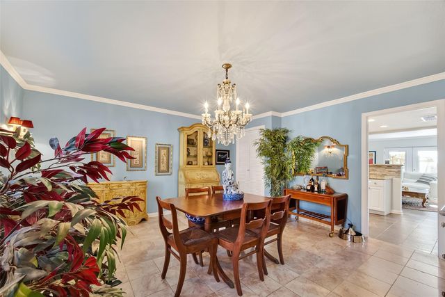 5204 Arboles Drive B, Houston, TX 77035