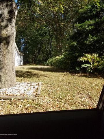 60 Wilson Avenue, Manalapan, NJ 07726