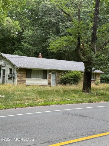60 Wilson Avenue, Manalapan, NJ 07726