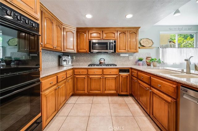 23537 Windom Street, West Hills, CA 91304
