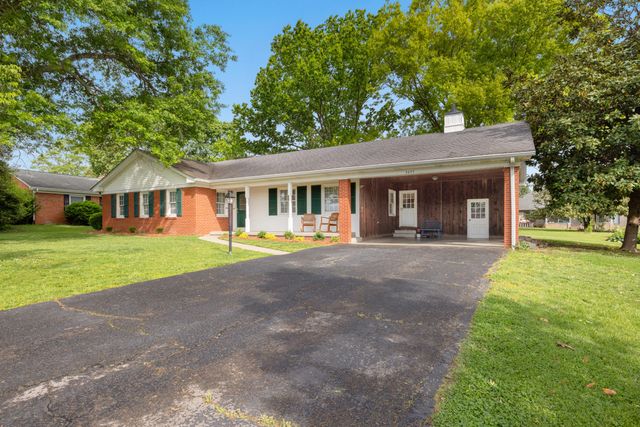 2057 Cardinal Drive, Danville, KY 40422