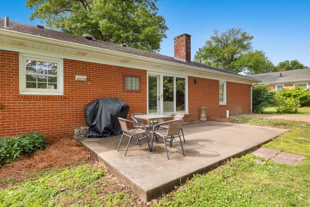 2057 Cardinal Drive, Danville, KY 40422