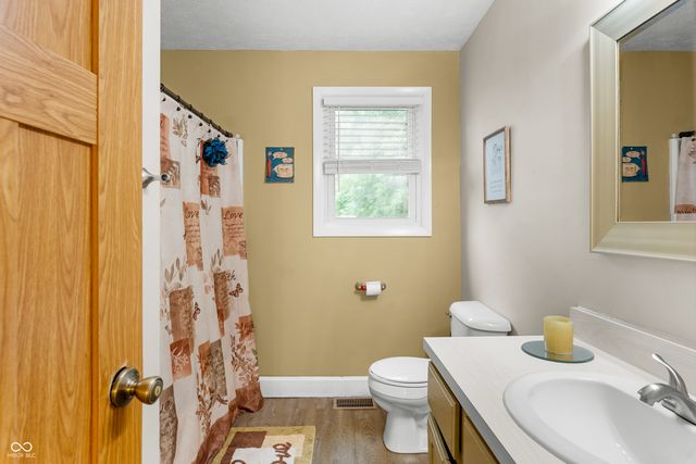 513 N Nebo Road, Muncie, IN 47304