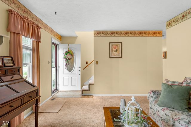 513 N Nebo Road, Muncie, IN 47304