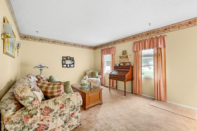 513 N Nebo Road, Muncie, IN 47304