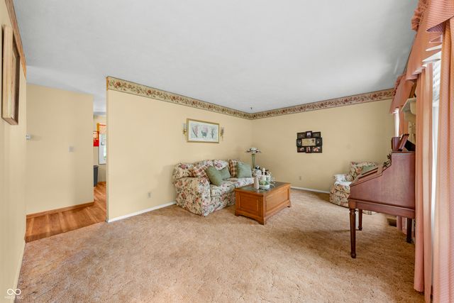 513 N Nebo Road, Muncie, IN 47304