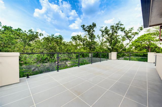 2006 Suffolk Drive, Houston, TX 77027