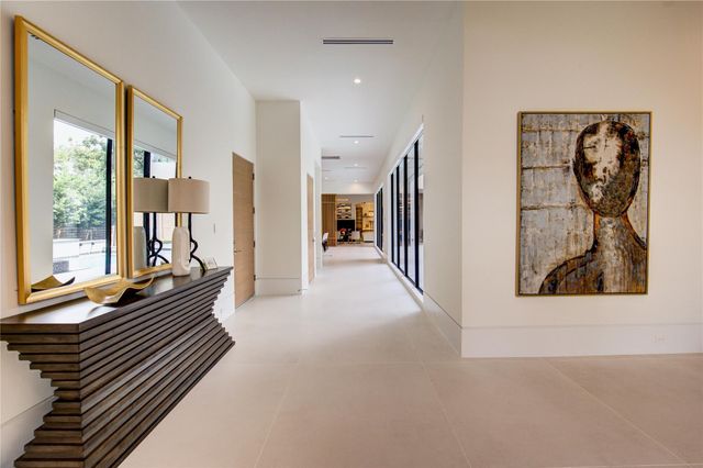 2006 Suffolk Drive, Houston, TX 77027