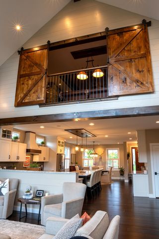 42 Medalist Drive, South Burlington, VT 05403