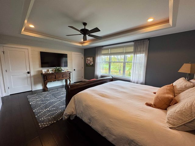 42 Medalist Drive, South Burlington, VT 05403