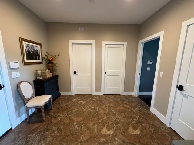 42 Medalist Drive, South Burlington, VT 05403