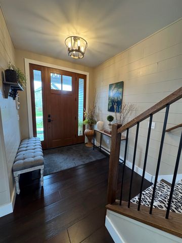 42 Medalist Drive, South Burlington, VT 05403