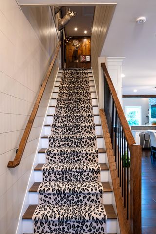 42 Medalist Drive, South Burlington, VT 05403