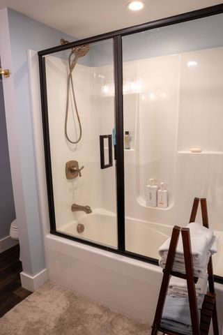 42 Medalist Drive, South Burlington, VT 05403