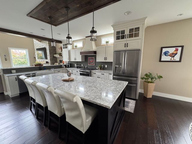 42 Medalist Drive, South Burlington, VT 05403