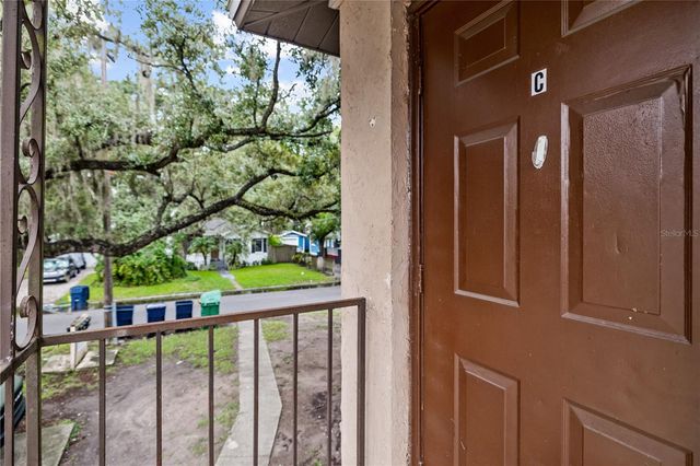 1221 E MOHAWK AVENUE C, Tampa, FL 33604