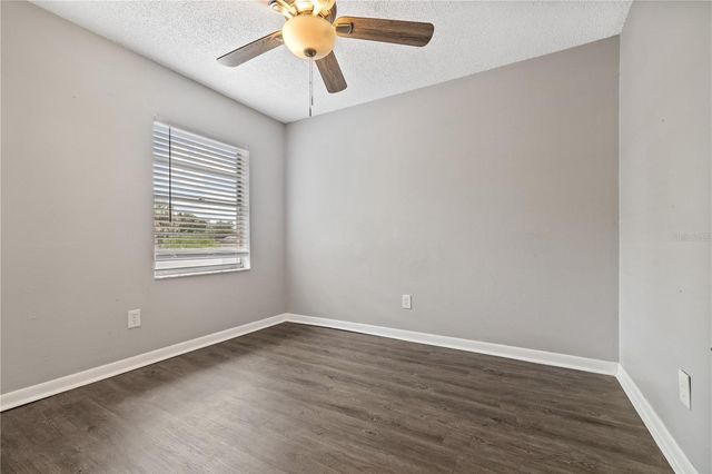 1221 E MOHAWK AVENUE C, Tampa, FL 33604