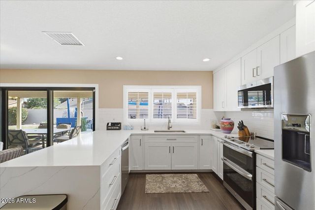 6101 E GREENWAY Lane, Scottsdale, AZ 85254