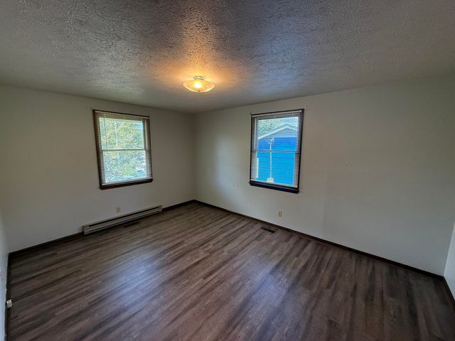 1019 Staunton ST, Selma, VA 24474