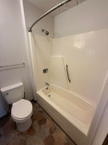 1019 Staunton ST, Selma, VA 24474