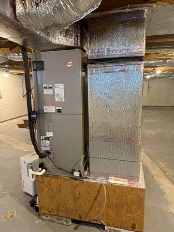 1019 Staunton ST, Selma, VA 24474