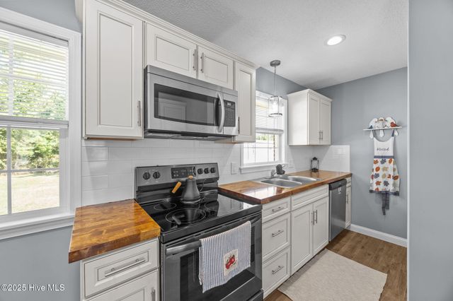 3954 Stantonsburg Road, Greenville, NC 27834
