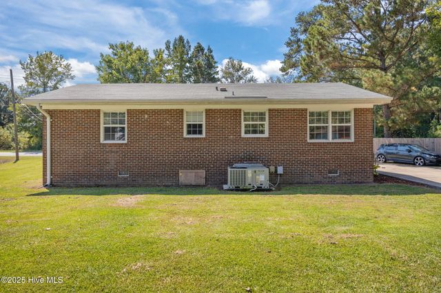 3954 Stantonsburg Road, Greenville, NC 27834