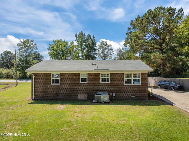 3954 Stantonsburg Road, Greenville, NC 27834