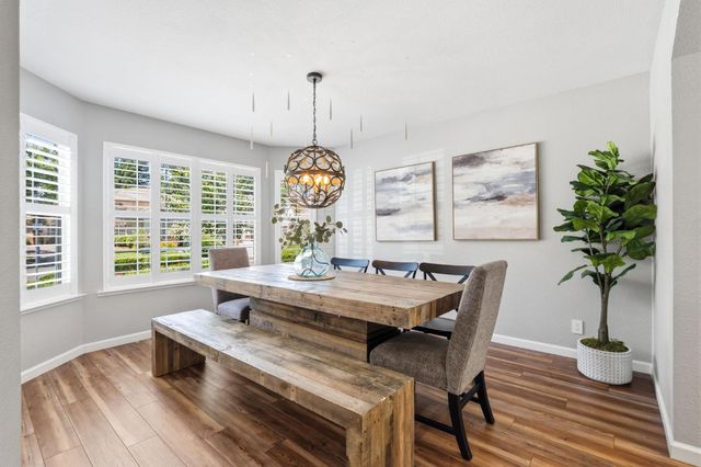 2608 Prestwick Dr, Roseville, CA 95661