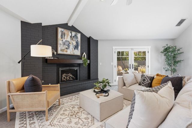 2608 Prestwick Dr, Roseville, CA 95661