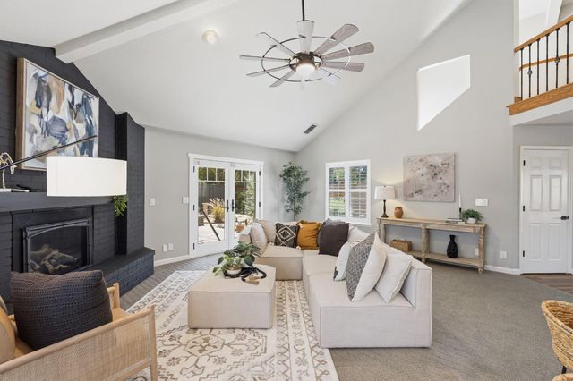 2608 Prestwick Dr, Roseville, CA 95661