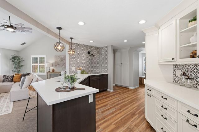 2608 Prestwick Dr, Roseville, CA 95661