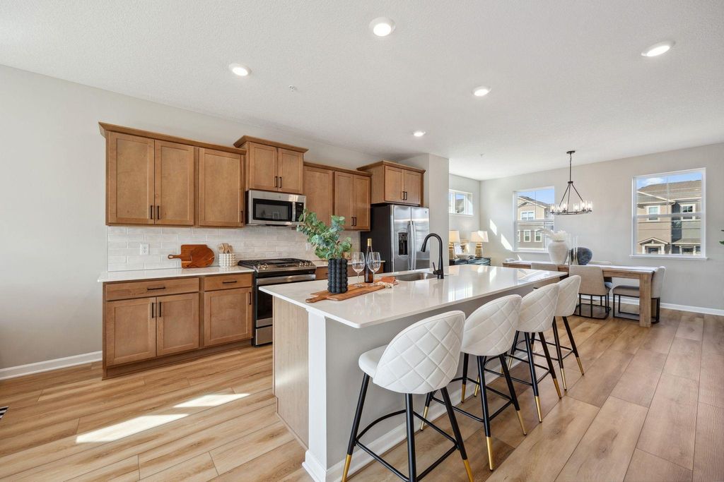 1531 Traverse Lane, West Saint Paul, MN 55118