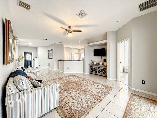 501 SUMMER PLACE LOOP, Clermont, FL 34714
