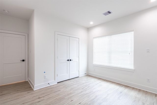 6814 Burkett Street B, Houston, TX 77021