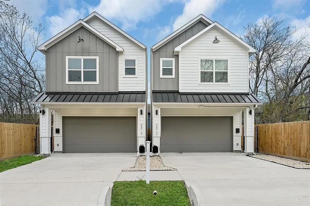 6814 Burkett Street B, Houston, TX 77021