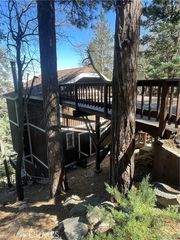 1059 Mercury, Crestline, CA 92325