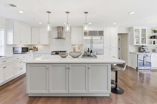 1660 Parrott Drive, San Mateo, CA 94402