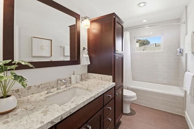 1660 Parrott Drive, San Mateo, CA 94402