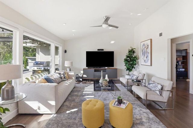 1660 Parrott Drive, San Mateo, CA 94402