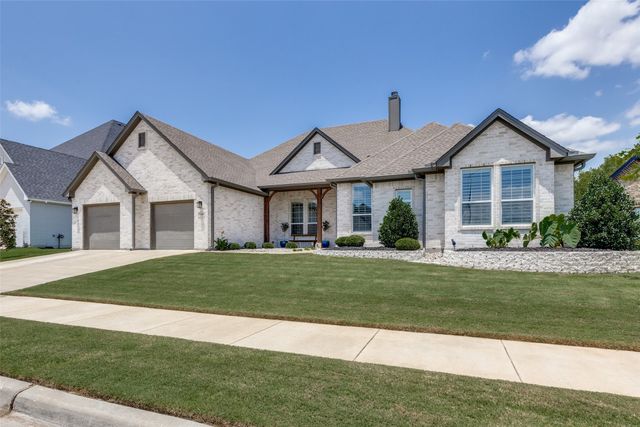 1348 Silent Springs Drive, Fort Worth, TX 76052