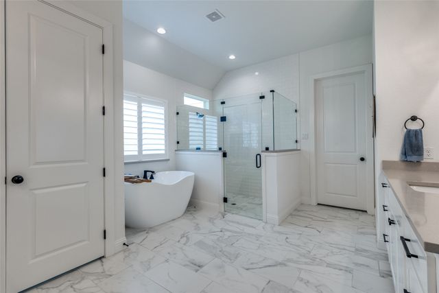 1348 Silent Springs Drive, Fort Worth, TX 76052