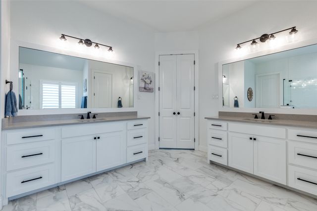 1348 Silent Springs Drive, Fort Worth, TX 76052