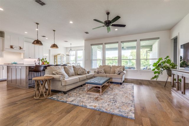 1348 Silent Springs Drive, Fort Worth, TX 76052
