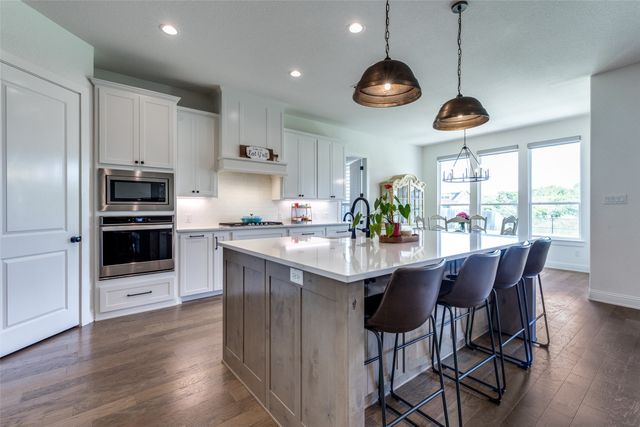 1348 Silent Springs Drive, Fort Worth, TX 76052