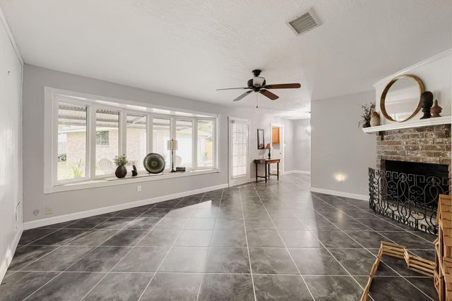 11007 Ensbrook Drive, Houston, TX 77099