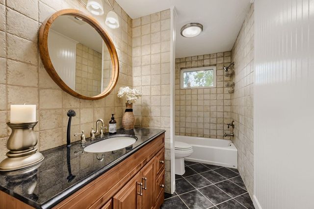 11007 Ensbrook Drive, Houston, TX 77099