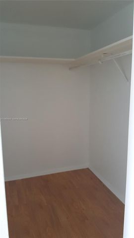 6770 Indian Creek Dr 5T, Miami Beach, FL 33141