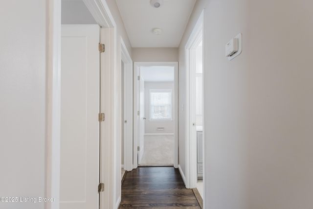 10240 Dodge Ln, Louisville, KY 40272